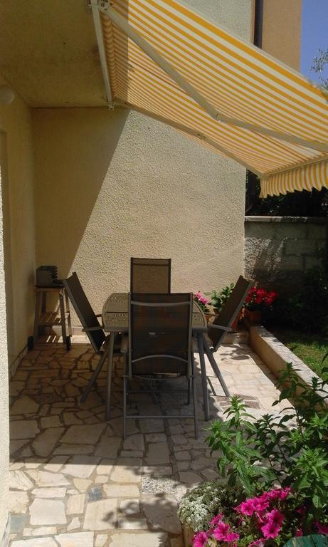 Apartment Laura Poreč Extérieur photo